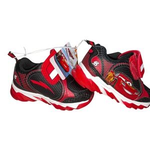 Disney Pixar Cars Lightning McQueen Light-Up Sneakers Kids Size 6 NWT Red Black